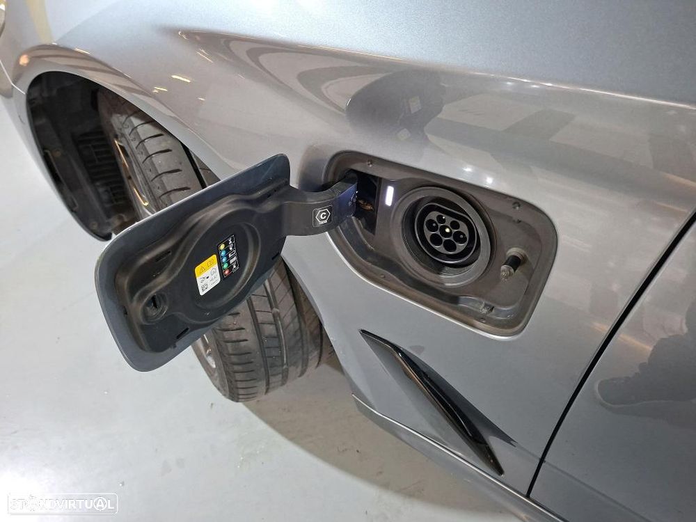 BMW 520 e Pack M - 10