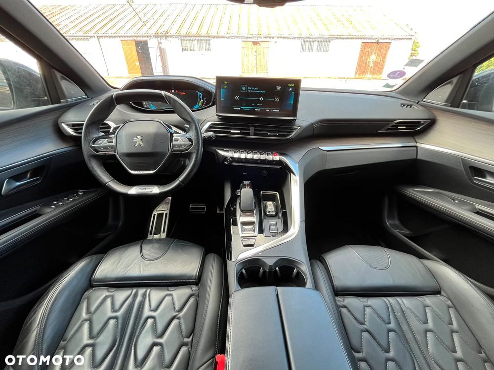 Peugeot 3008 1.6 PureTech HYbrid4 GT Line S&S EAT8 - 17