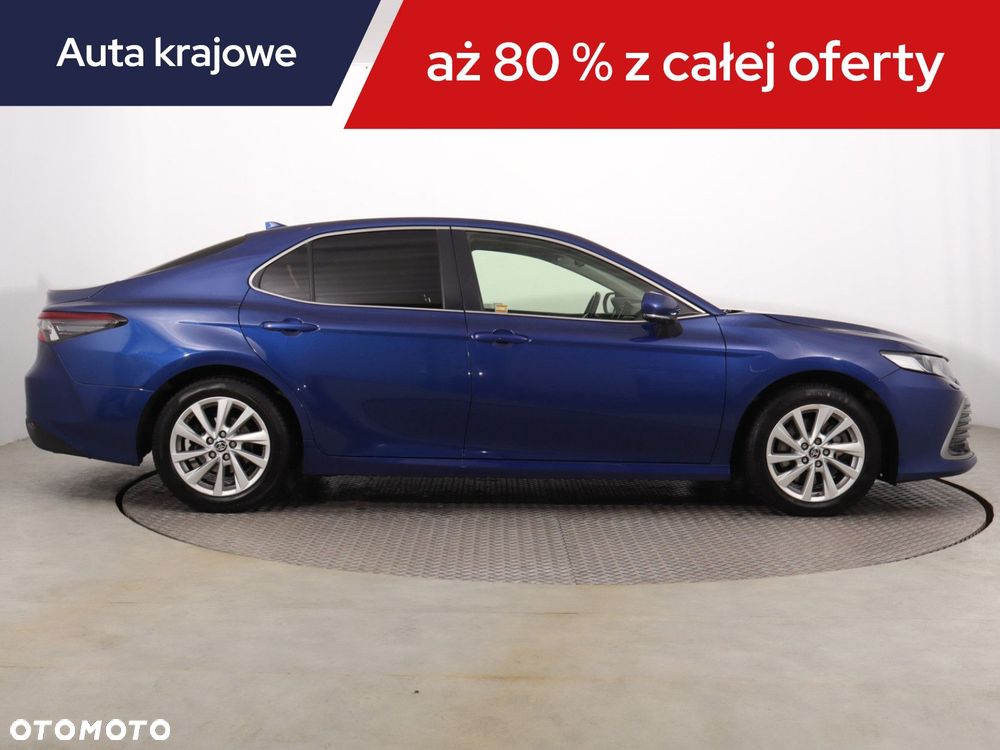 Toyota Camry - 8