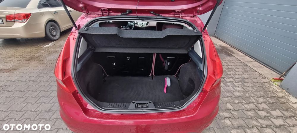 Ford Fiesta 1.25 Trend - 17