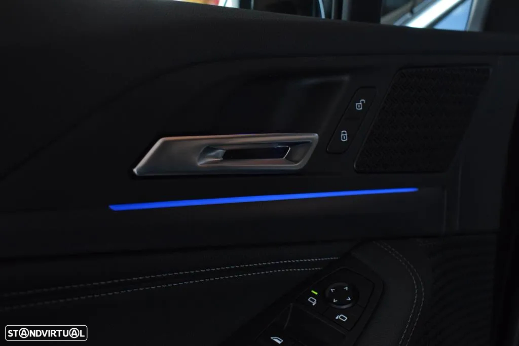BMW 218 Active Tourer d Pack M Auto - 38