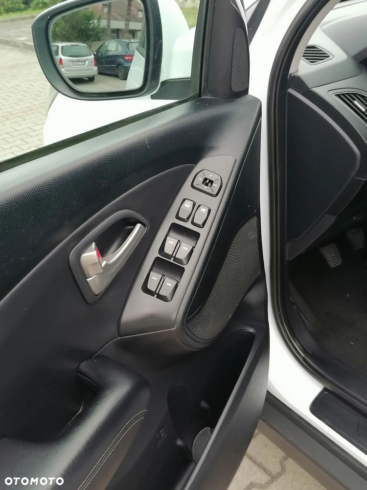 Hyundai ix35 1.7 CRDi Premium 2WD - 6