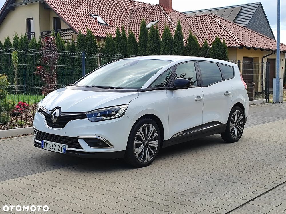 Renault Grand Scenic - 1
