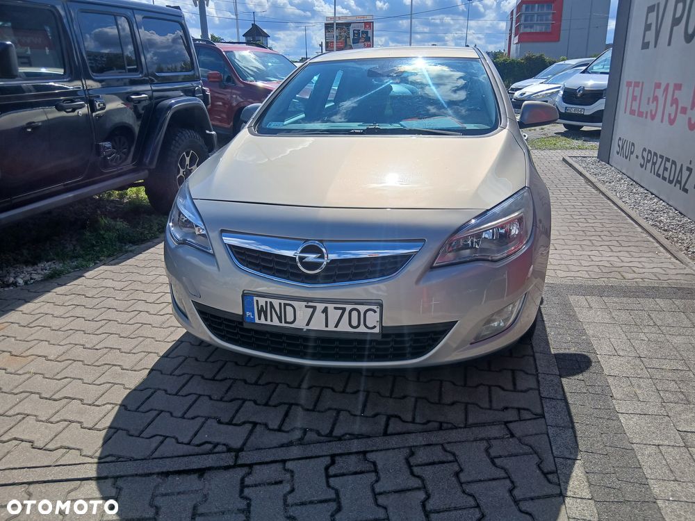 Opel Astra 1.7 CDTI Cosmo - 24