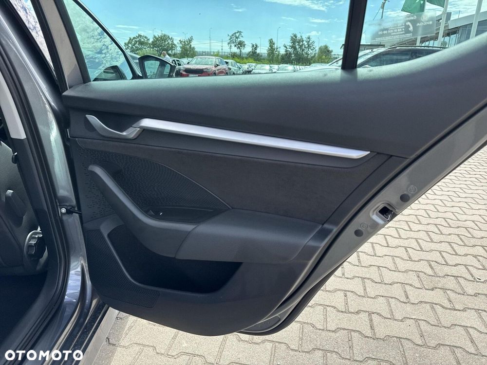 Skoda Octavia 2.0 TSI Edition 130 Selection 4x4 DSG - 16