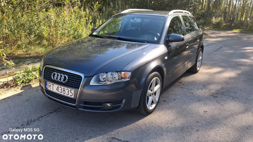 Audi A4 Avant - 1