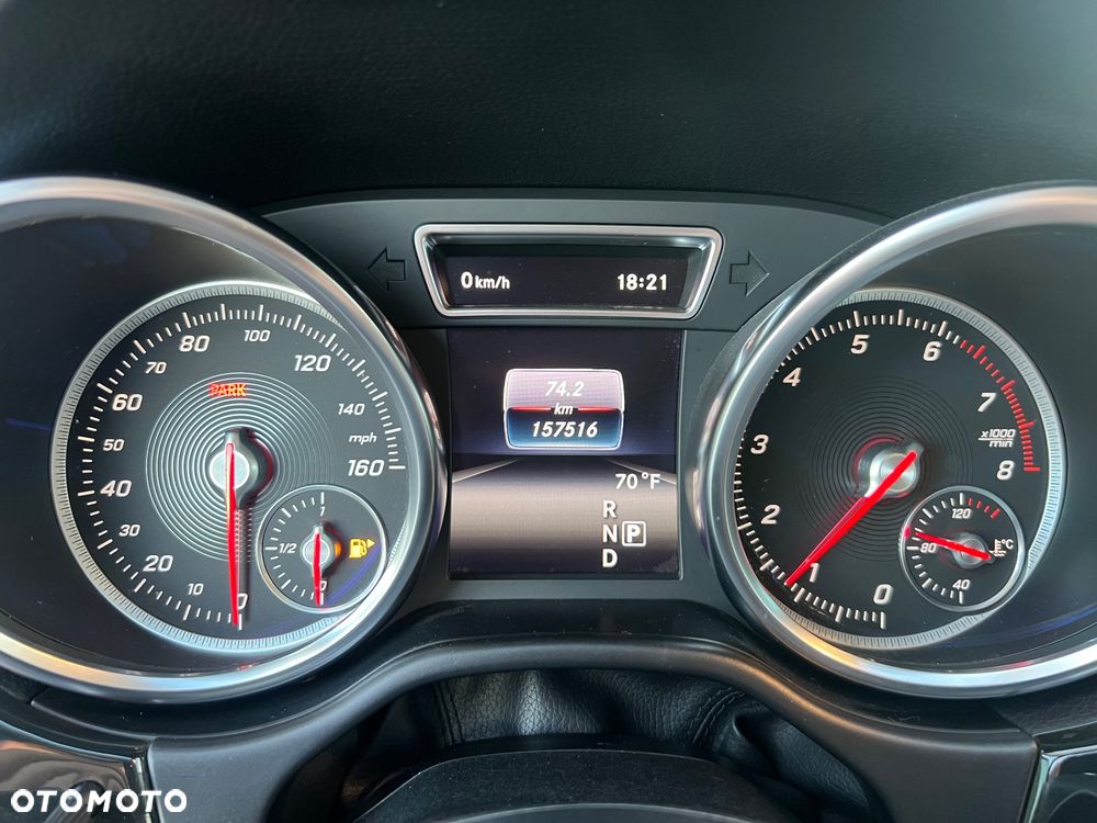 Mercedes-Benz GLS - 37
