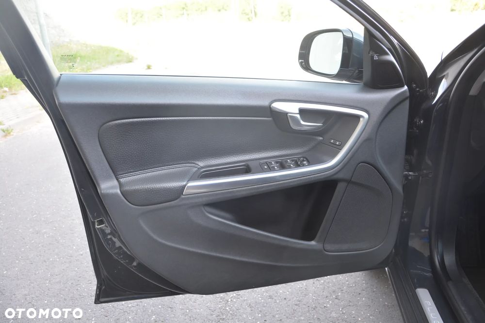 Volvo V60 - 17