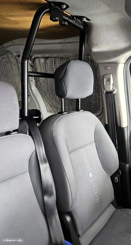 Citroën Berlingo 1.6 HDi 90cv 3 Lugares - 16