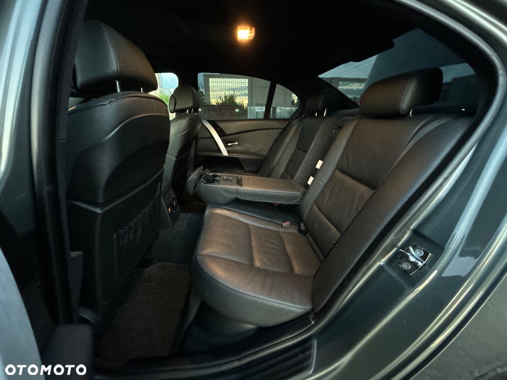 BMW Seria 5 - 33