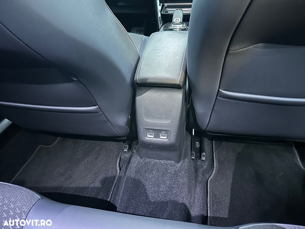 Peugeot 2008 BlueHDi 130 EAT8 GT Pack - 14