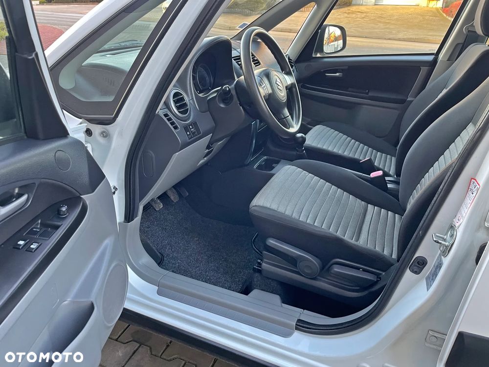 Suzuki SX4 - 14