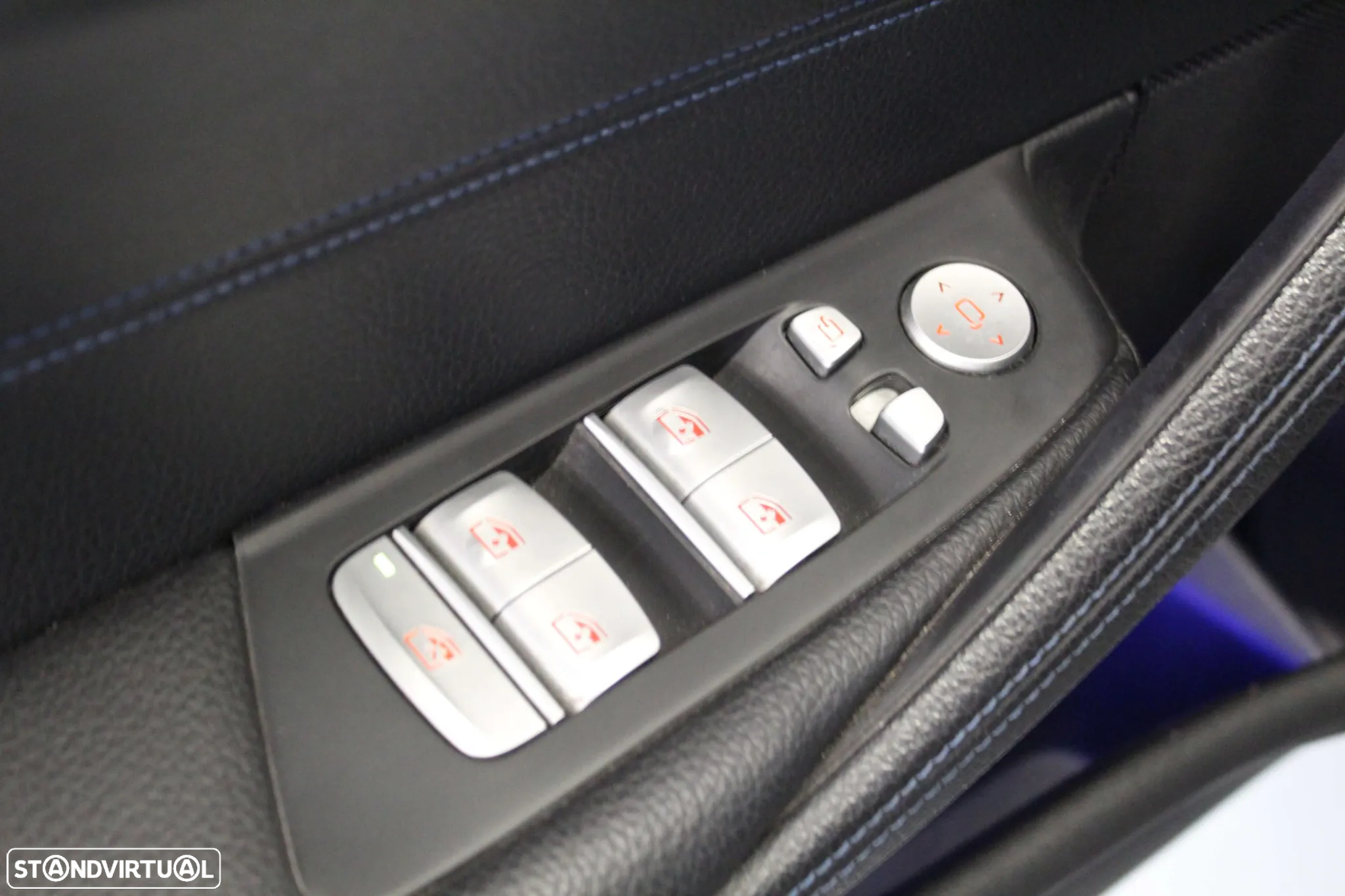 BMW 520 d Pack Desportivo M Auto - 17