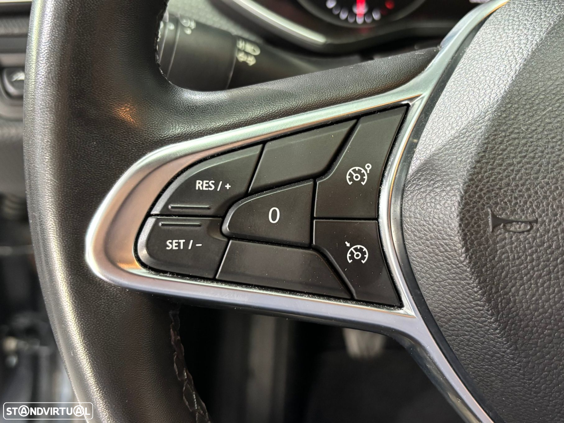 Renault Clio 1.0 TCe Intens Bi-Fuel - 18