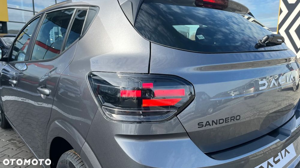 Dacia Sandero - 7