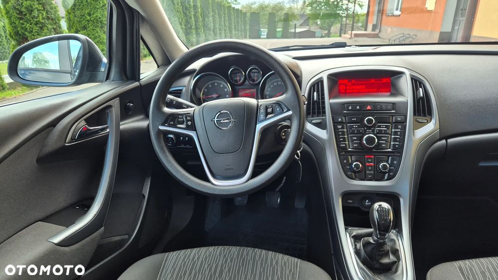 Opel Astra 1.4 Turbo - 9