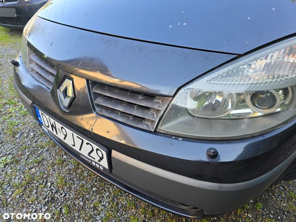 Renault Scenic 2.0 16V Emotion - 9