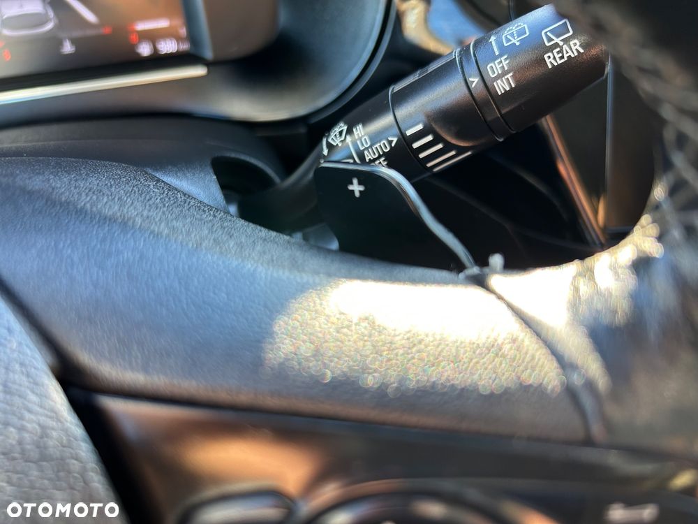 Opel Corsa 1.2 Elegance S&S - 40