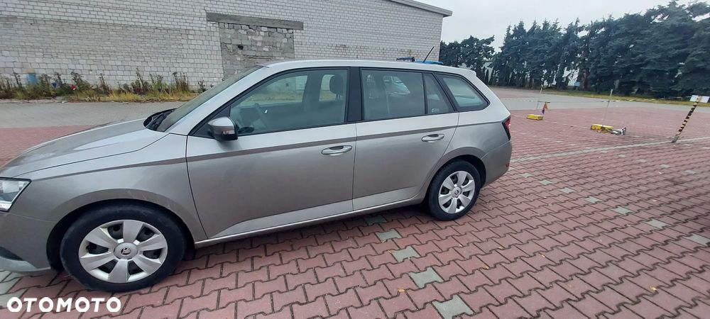 Skoda Fabia 1.0 Active - 2