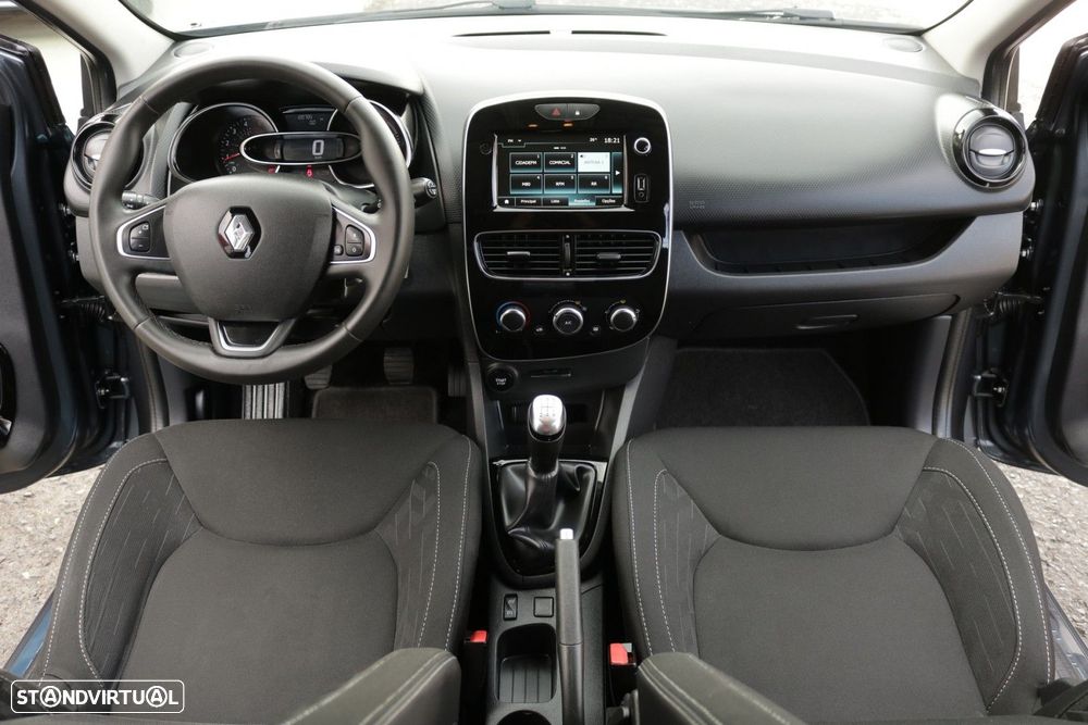 Renault Clio Sport Tourer 1.5 dCi Limited - 24