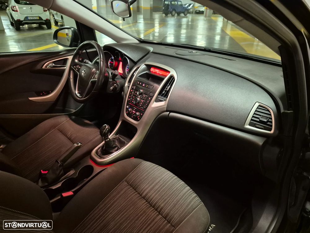 Opel Astra 1.7 CDTI Enjoy - 34