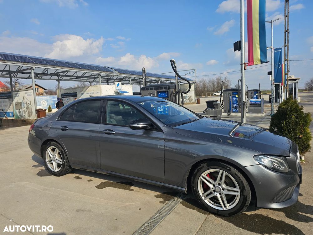 Mercedes-Benz E 220 d 9G-TRONIC Avantgarde - 2