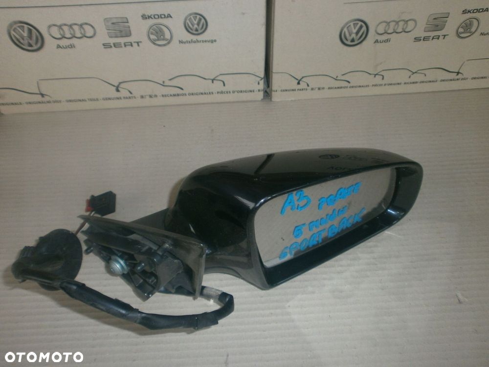LUSTERKO ZEWNĘTRZNE PRAWE AUDI A3 8P SPORT BACK 5 PIN CZARNE - 2