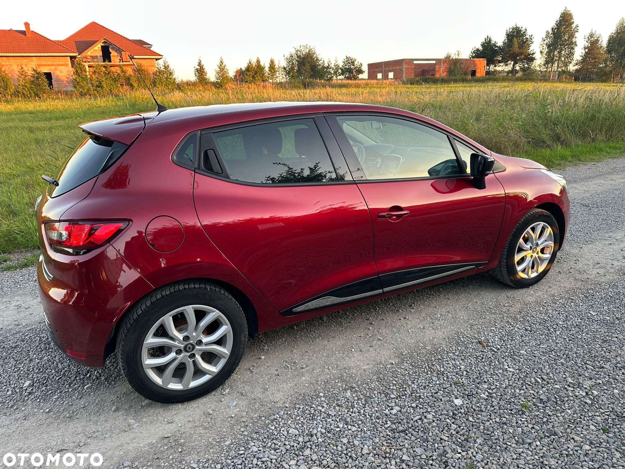 Renault Clio ENERGY TCe 75 Start & Stop LIMITED 2018 - 5