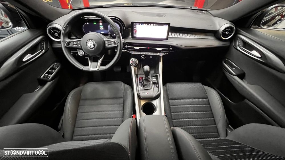 Alfa Romeo Tonale 1.5 Hybrid Sprint — fotografia 33