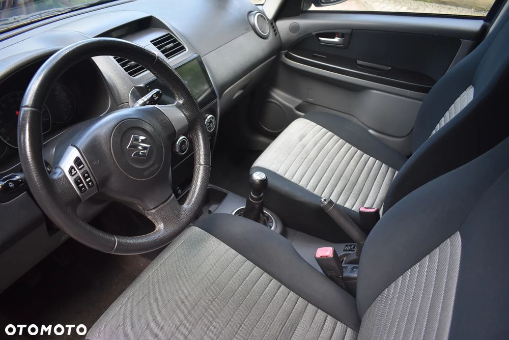 Suzuki SX4 1.6 VVT 4x4 Comfort - 12