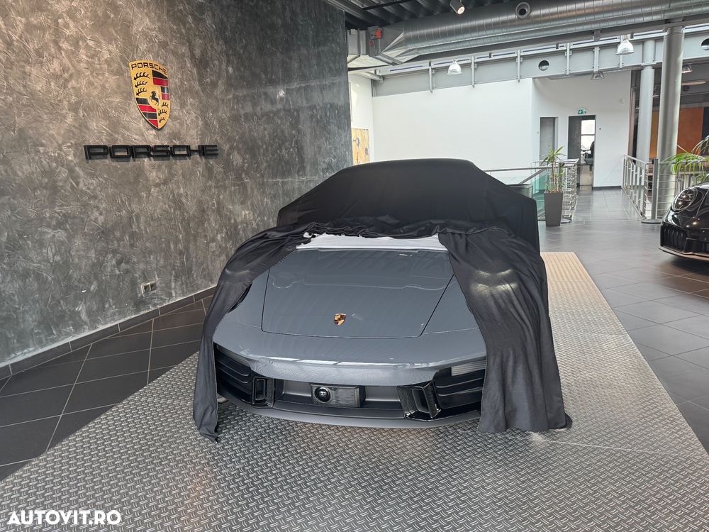 Porsche 992 - 15