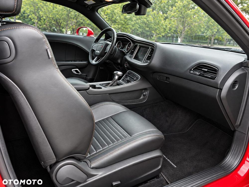 Dodge Challenger 5.7 R/T Shaker - 19