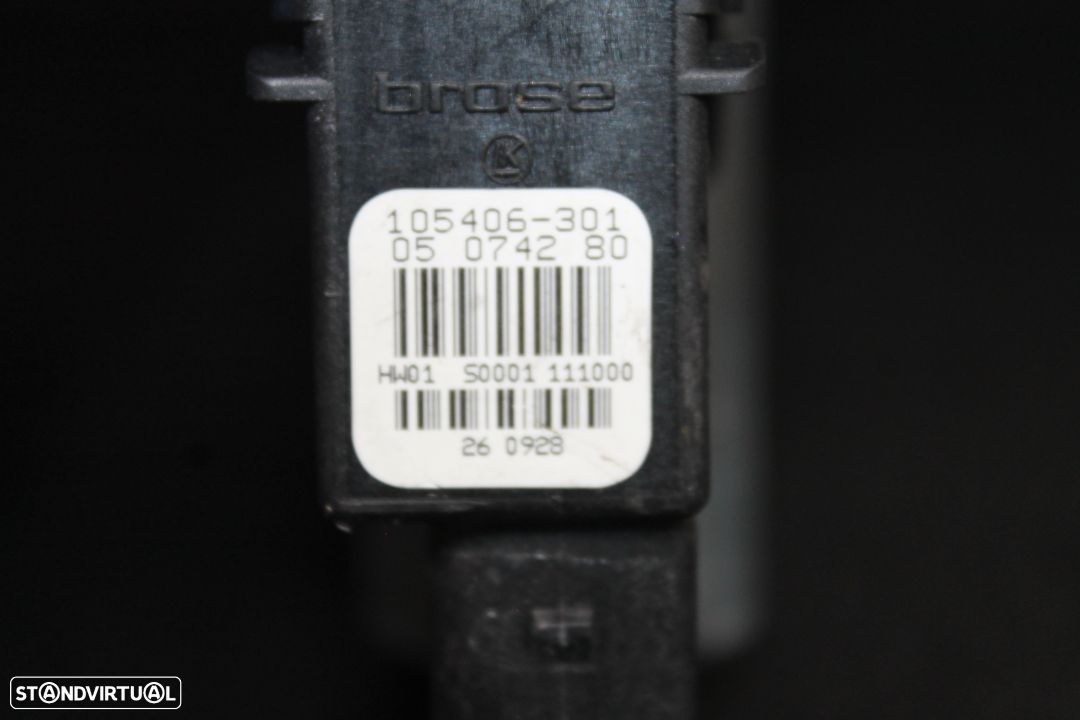 Motor Elevador Vidro Volkswagen Passat de 2002 - 4