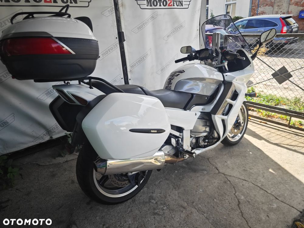 Yamaha FJR - 3