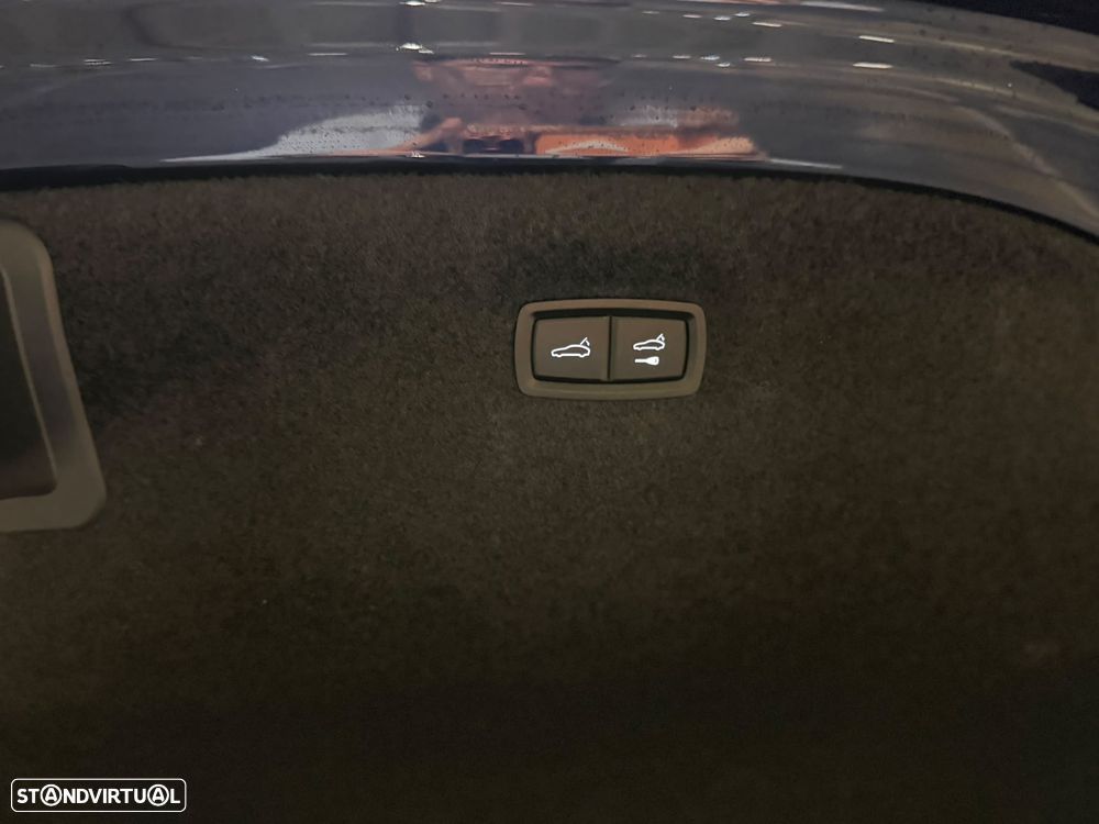 Porsche Taycan 4S - 24