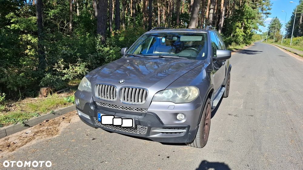 BMW X5 4.8i xDrive - 2