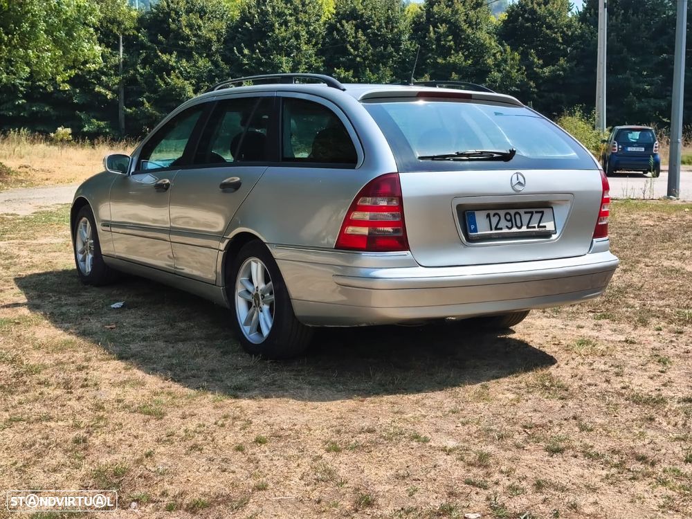 Mercedes-Benz C 220 — fotografia 2