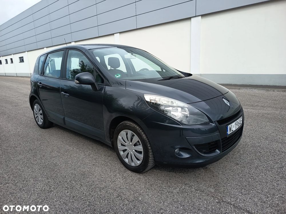 Renault Scenic 1.6 16V 110 TomTom Edition - 8