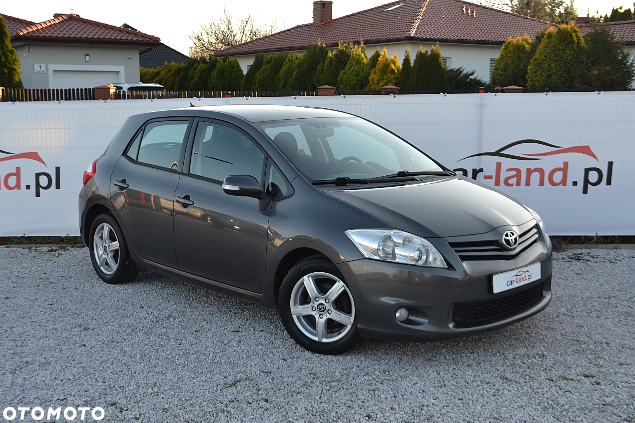 Toyota Auris 1.4 D-4D Premium - 2