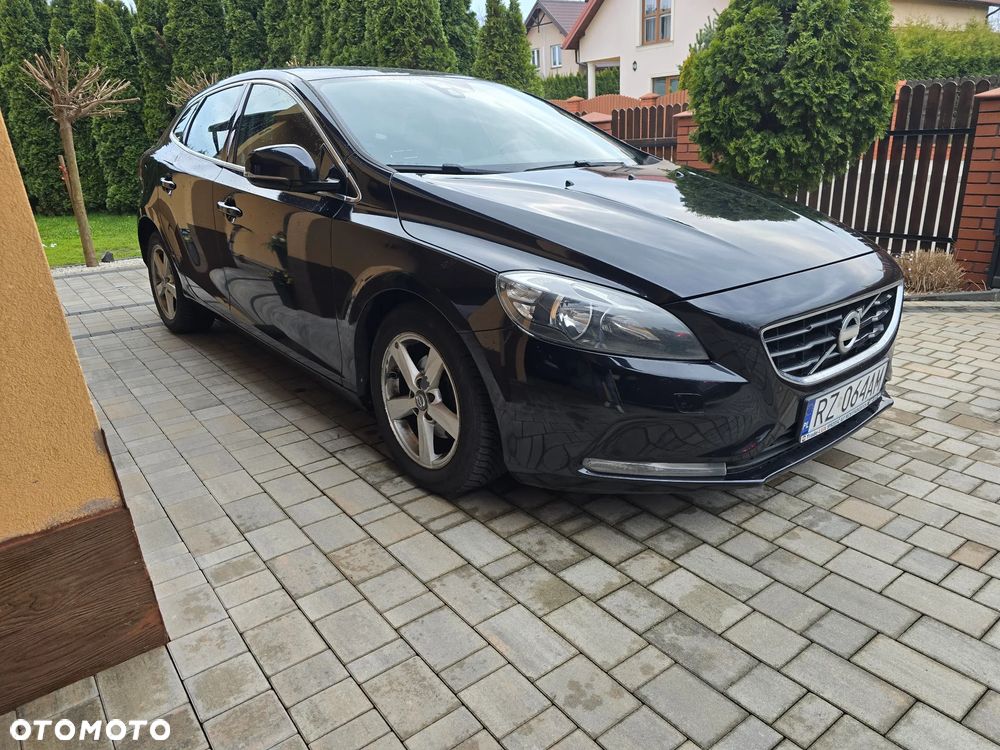 Volvo V40 D2 Momentum - 3