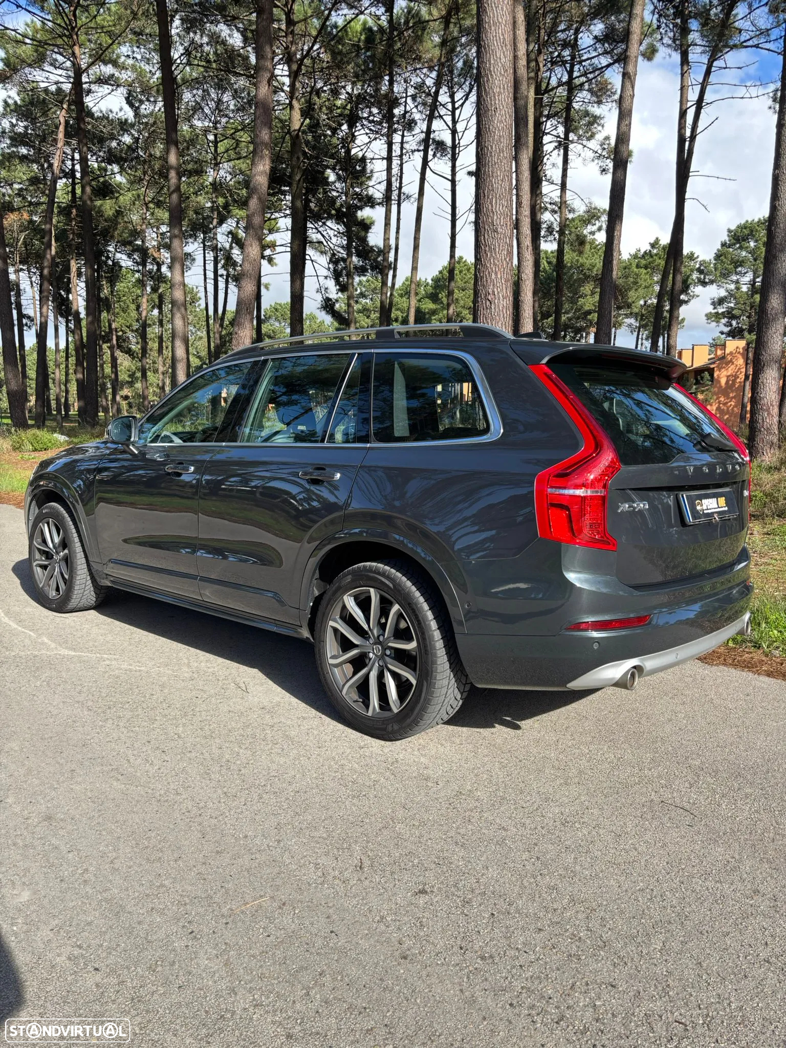 Volvo XC 90 2.0 D4 R-Design - 2
