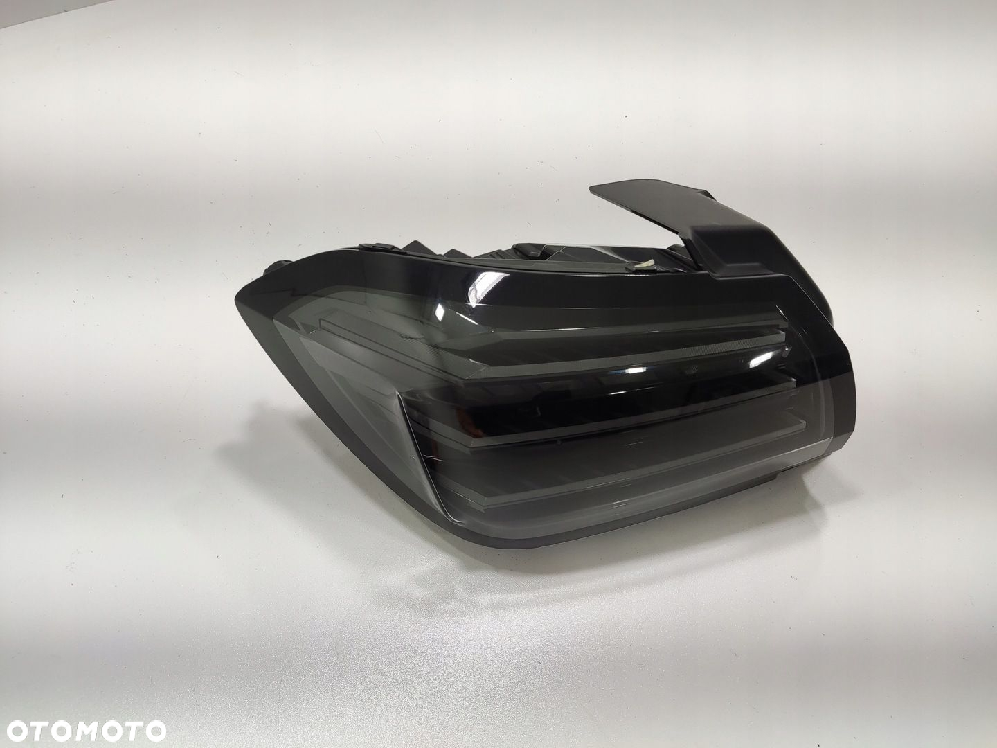 LAMPA LEWA TYŁ TYLNA BŁOTNIKA PEUGEOT 208 II 2024-2025 LIFT GT 9851062980 - 2
