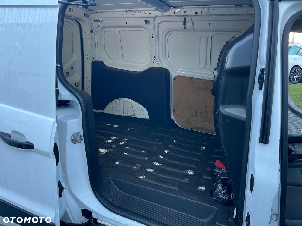 Ford Transit Connect - 15