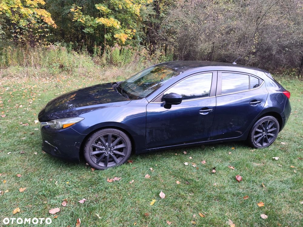 Mazda 3 - 5