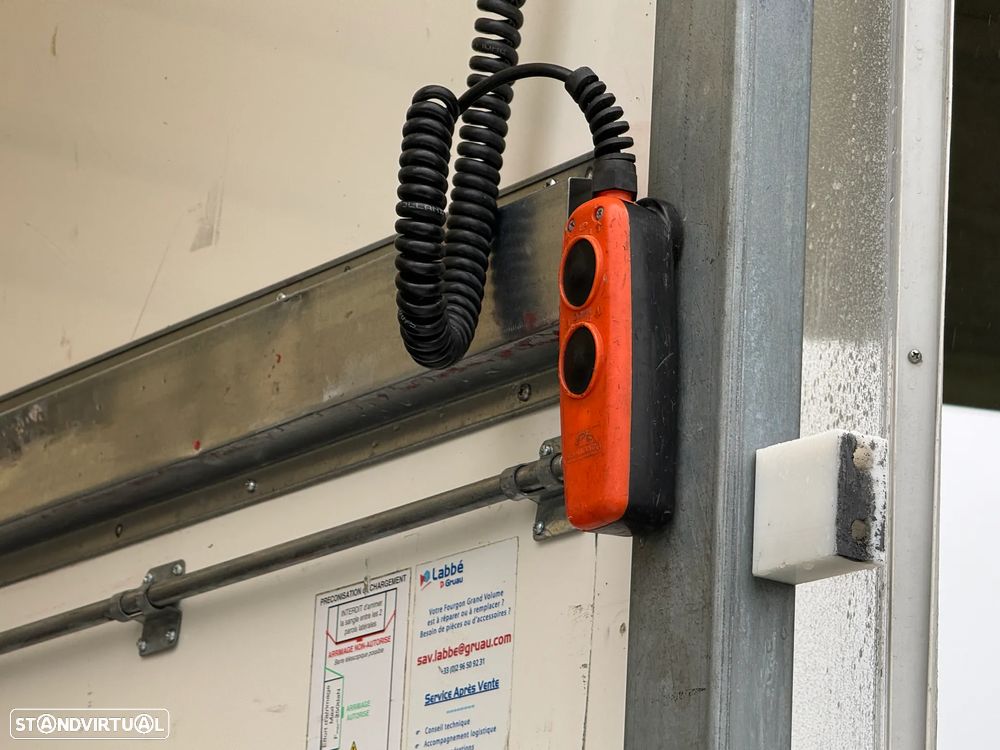 Iveco DAILY 35-140 PLATAFORMA ELEVATÓRIA - 14