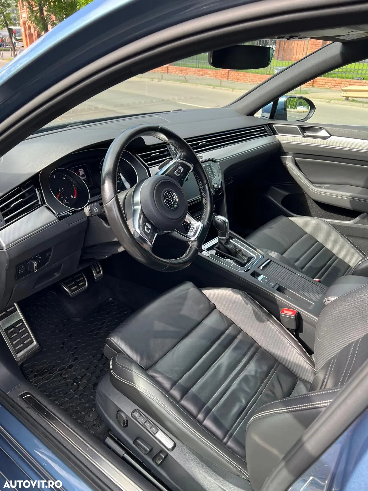 Volkswagen Passat 2.0 TDI DSG Highline - 6