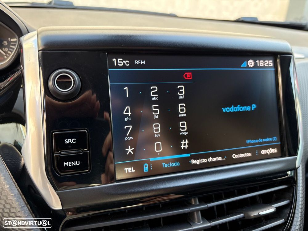 Peugeot 2008 1.2 PureTech Style - 30