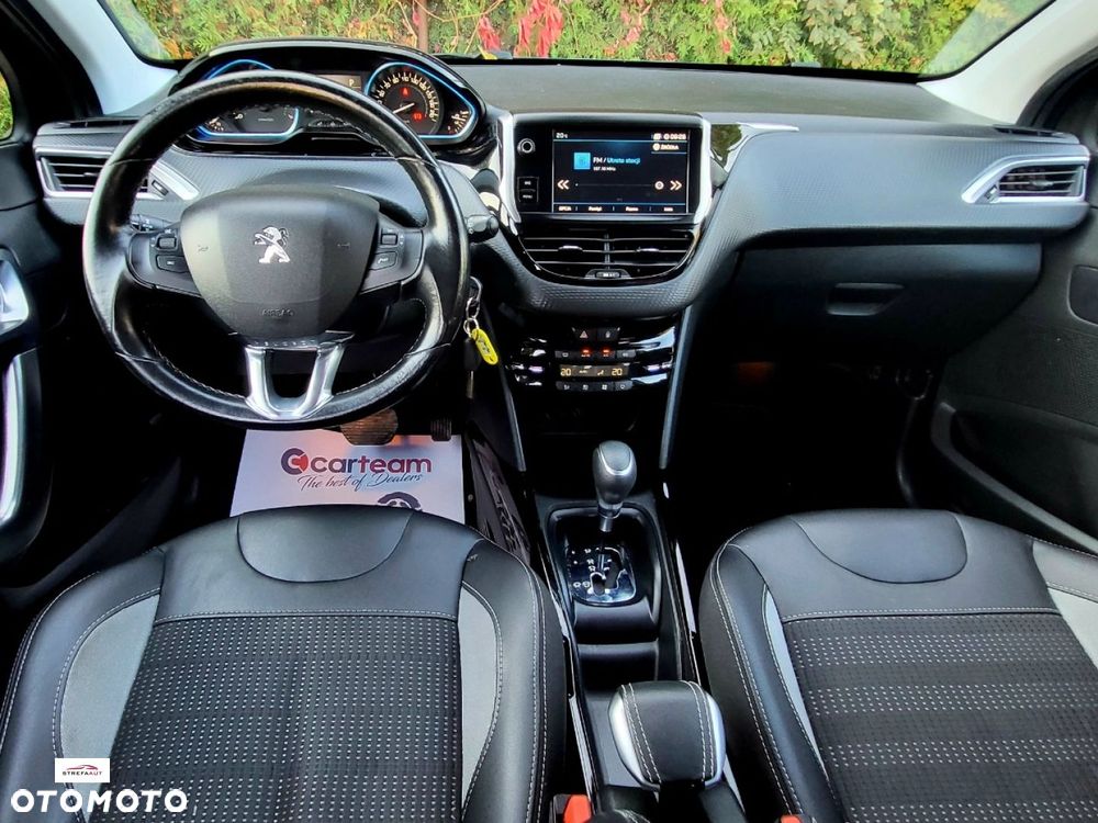 Peugeot 2008 - 8