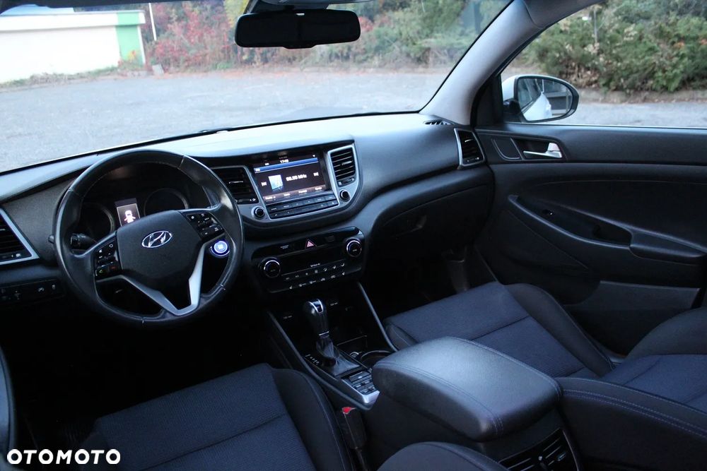 Hyundai Tucson 1.7 CRDI BlueDrive Premium 2WD DCT - 19