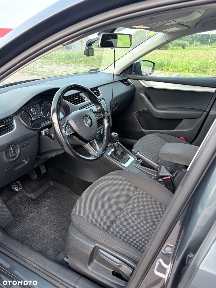 Skoda Octavia 1.4 TSI Ambition - 16